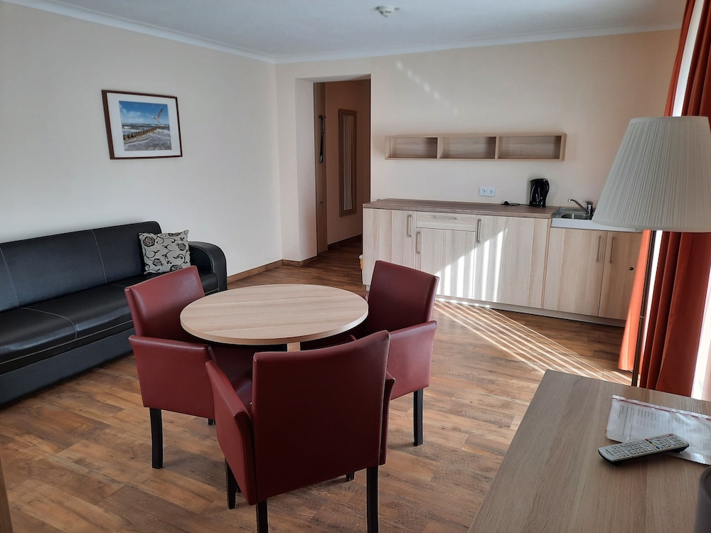 Family Apartment, Balcony photo 3