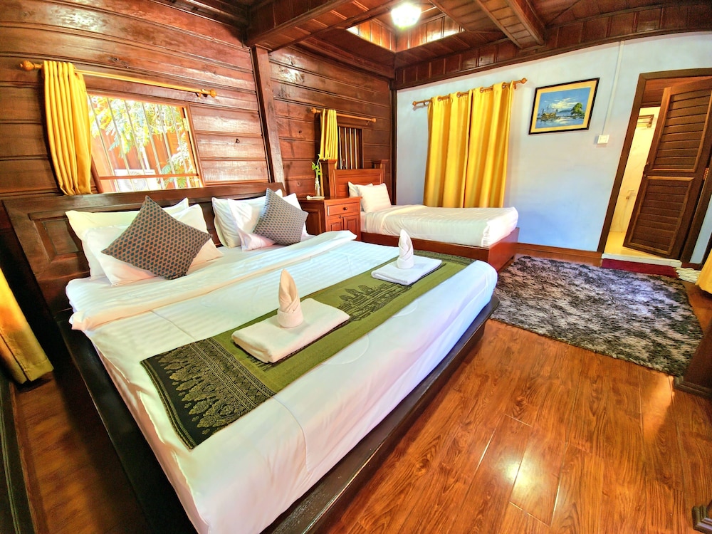 Deluxe Bungalow, Balcony, Garden View
