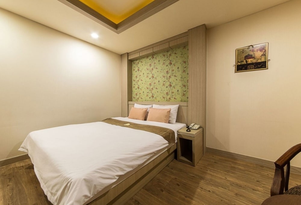 Standard Room photo 3