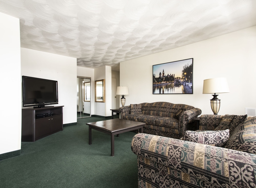 Signature Suite, 1 Queen/King Bed, 1 Queen Sofa Bed - Photo 7
