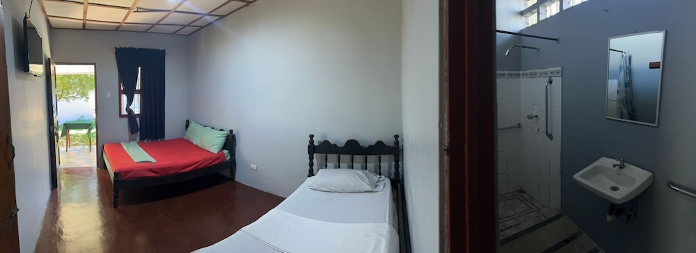 Basic Room, 2 Twin Beds photo 1