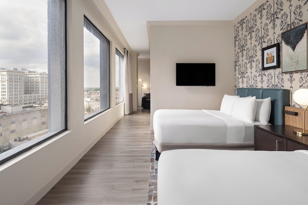 Standard Room, 2 Queen Beds, Roll-in Shower (Roll-In Shower) - Photo 1