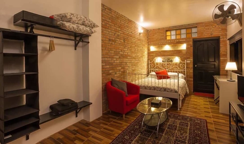 1 BR Serenity Studio Apartment photo 1