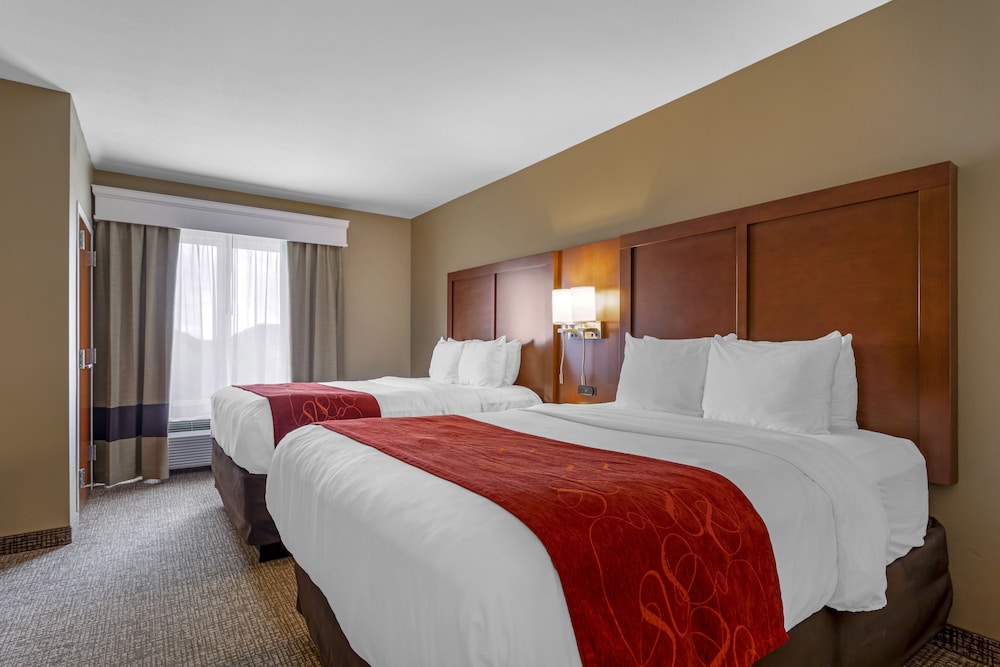 Suite, Multiple Beds, Non Smoking photo 2