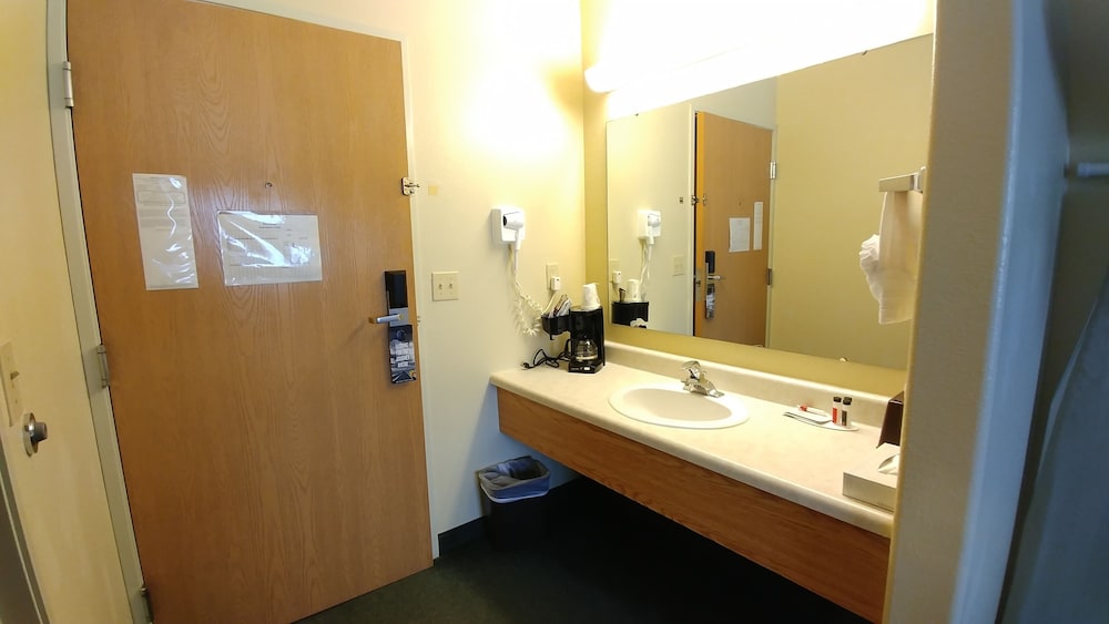 Studio Suite, Multiple Beds, Non Smoking - Photo 5