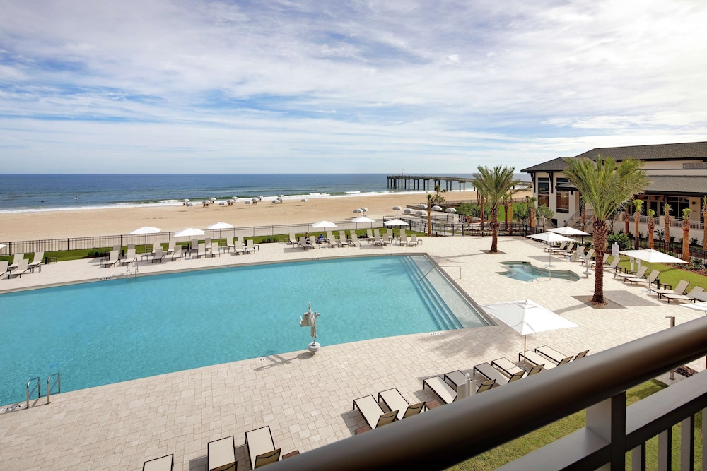 Suite, 1 King Bed, Balcony - Photo 5