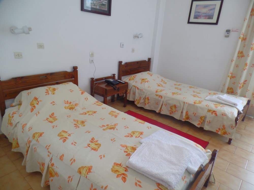 Double Room - Photo 1