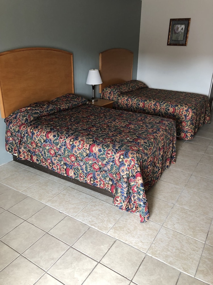 Double Room, Multiple Beds, Non Smoking