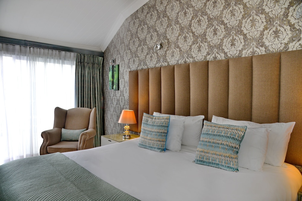 Luxury Room (Upstairs) - Photo 9