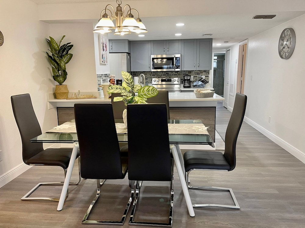 Grand Luxury 3BR Apartment Near Disney 010, Zdjęcie 9