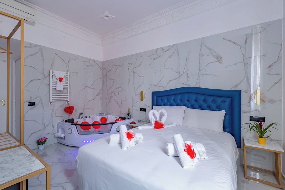 Luxury Room