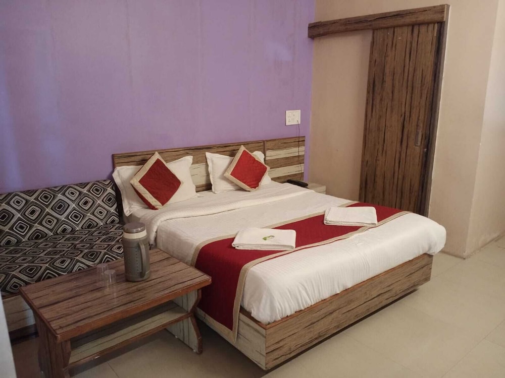 Basic Double Room