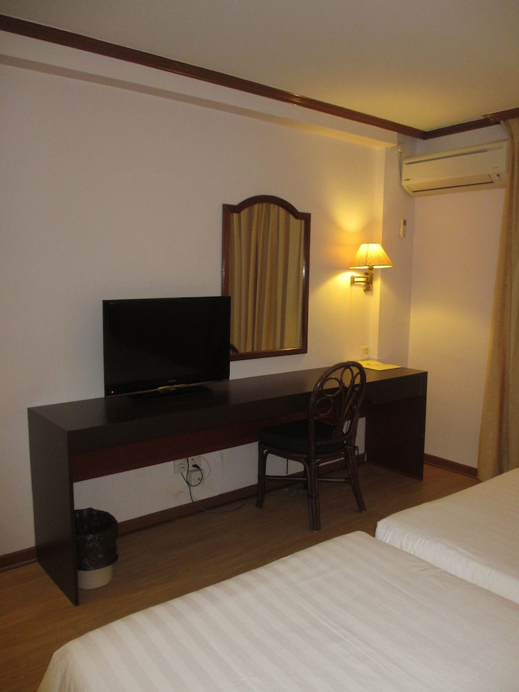 Standard Twin Room photo 2