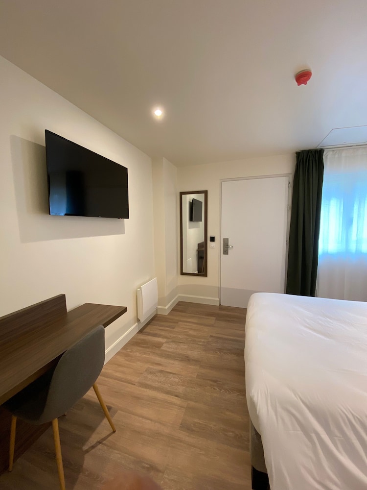 Economy Double Room - Photo 4