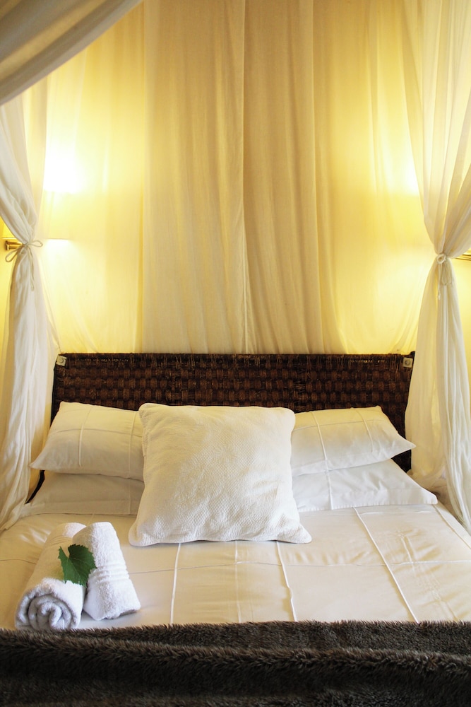 Standard Room, 1 Bedroom (Standard self catering room) photo 1