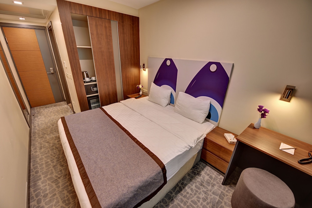 Economy Double Or Twin Room photo 1