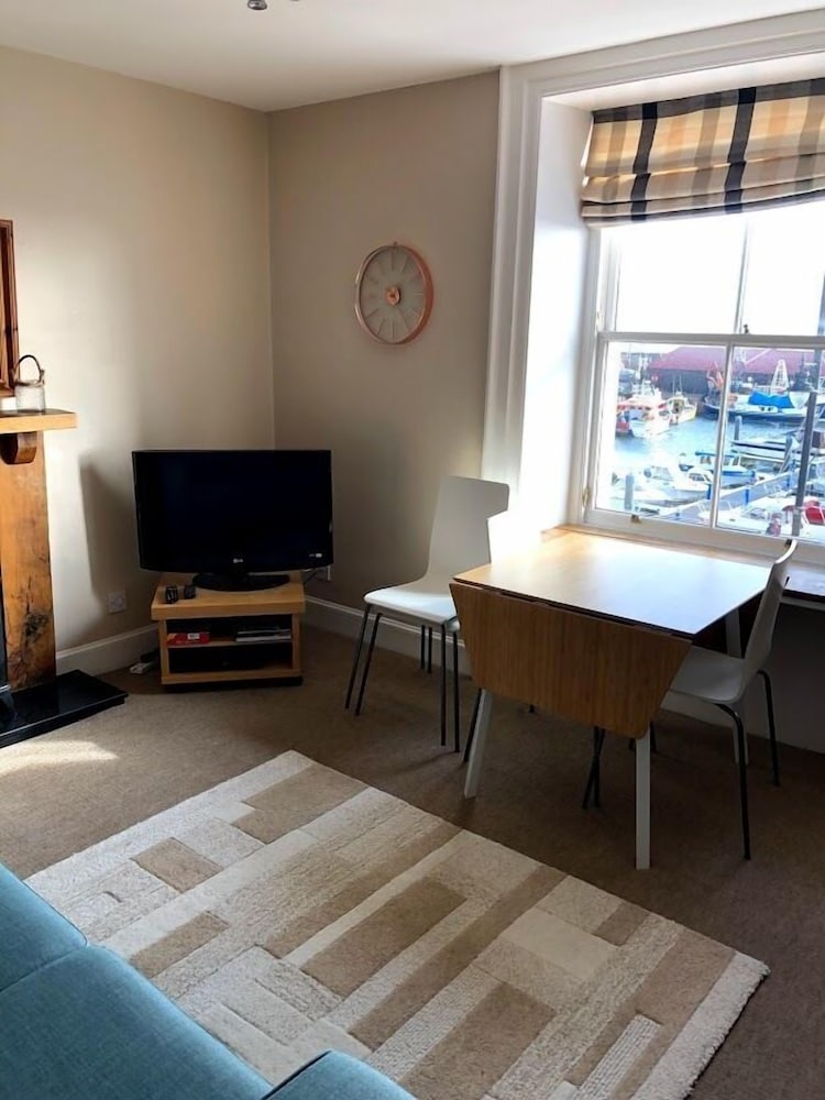 Apartment (Kittiwake) photo 1