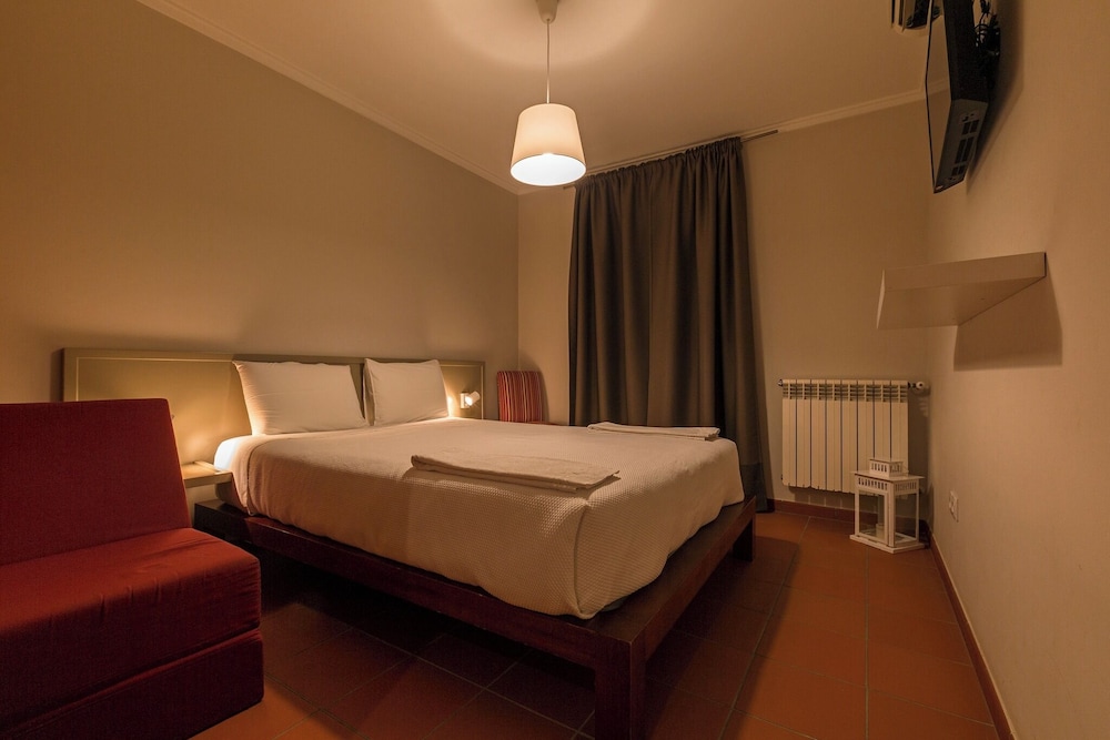 Economy Double or Twin Room, Patio, Mountain View