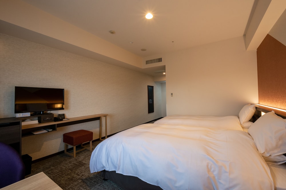 Twin Plus Room, Smoking photo 2