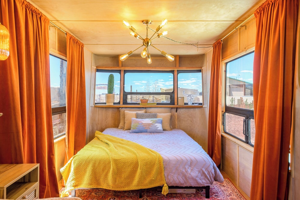 Deluxe Double Room, Roll-in Shower, Patio photo 1