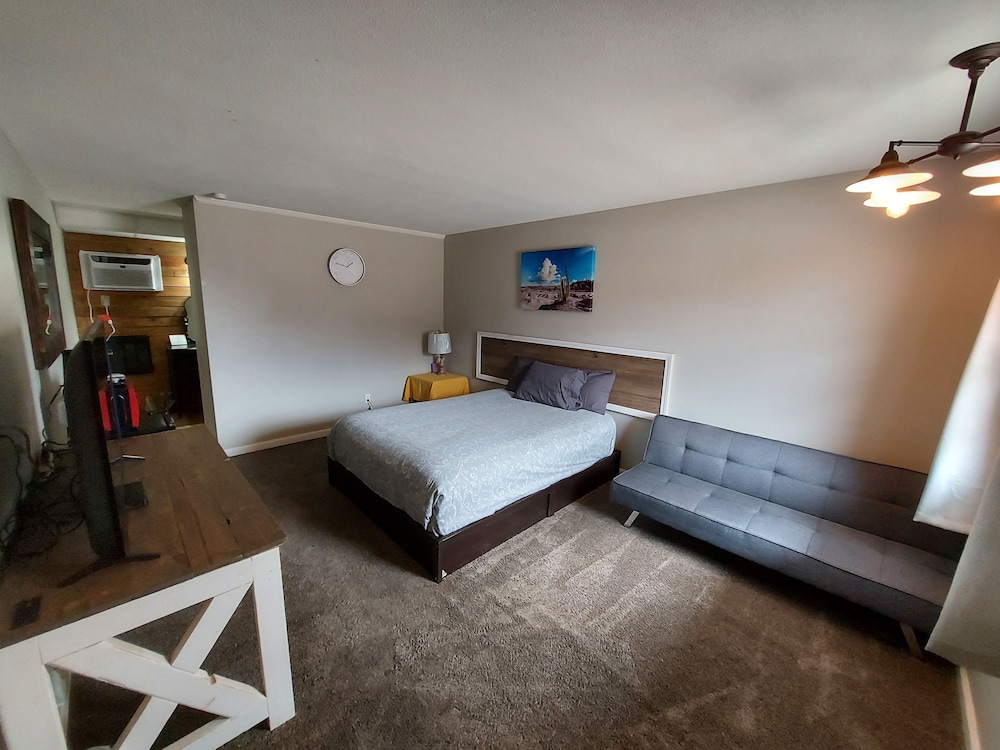 Basic Single Room
