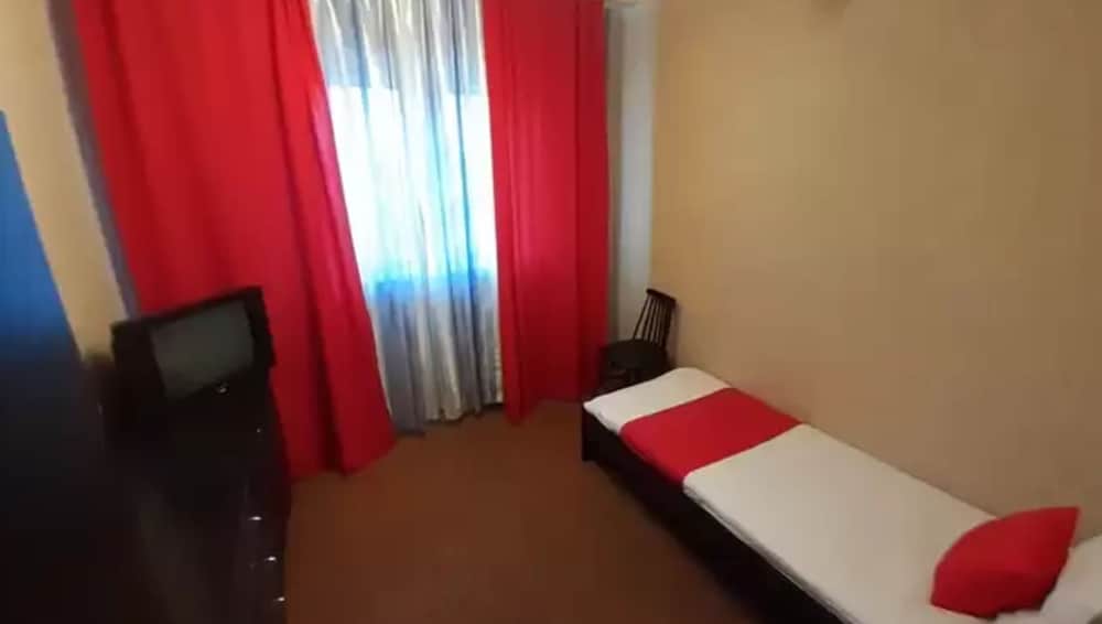 Economy Single Room