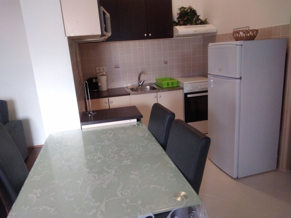 Apartment (Franjo - barbecue - A3(4+2))