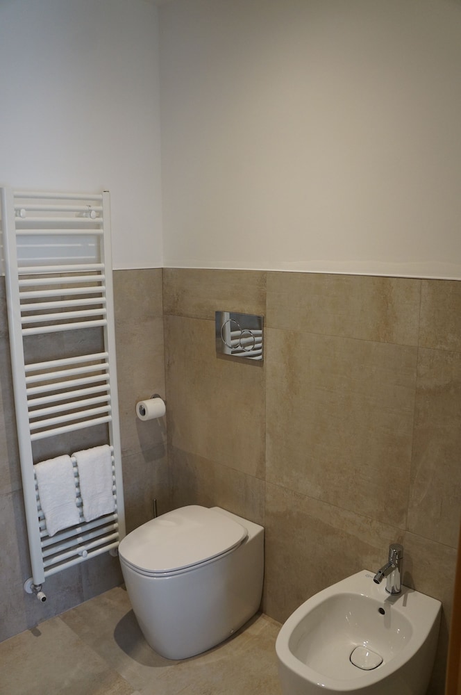 Double Or Twin Room, 1 Queen Bed, Non Smoking photo 2