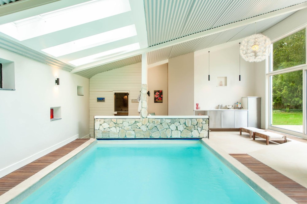 Ritiro Lanaken Piscina Jacuzzi e Sauna, Foto 17