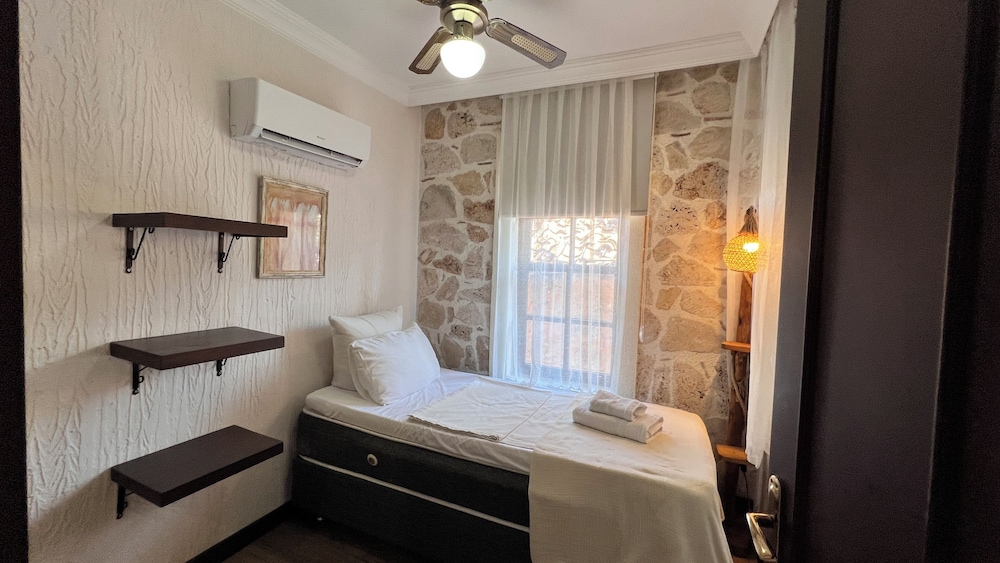 Comfort Single Room