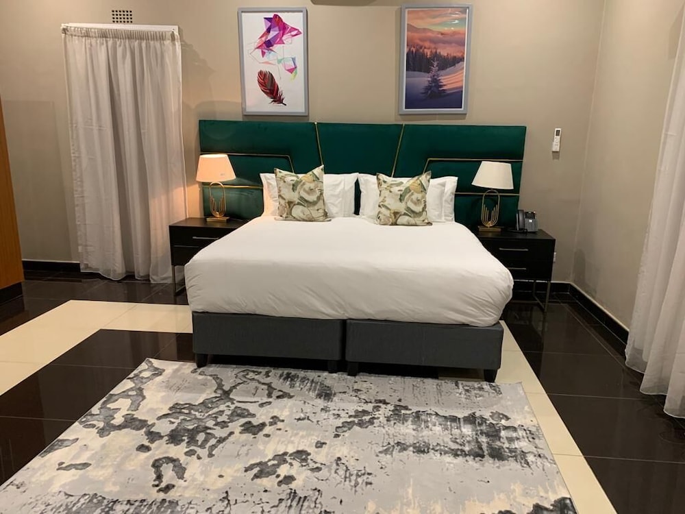 Executive Double Room, 6 Bedrooms photo 1