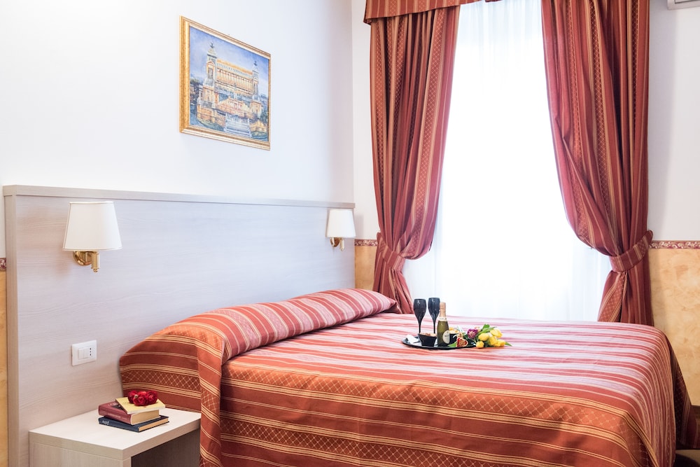 Classic Double Room photo 1