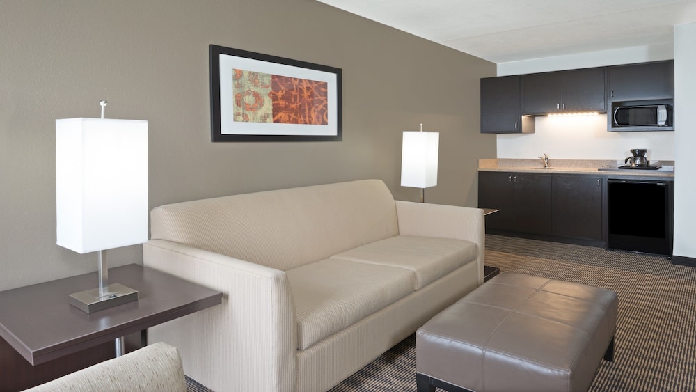 Suite, 1 Bedroom photo 3