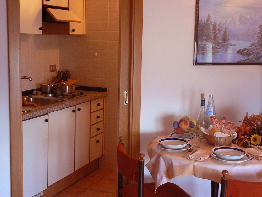 Standard Apartment, Kitchenette photo 2