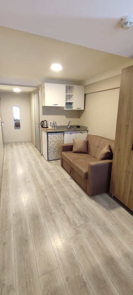 Superior Quadruple Room, Multiple Beds photo 3