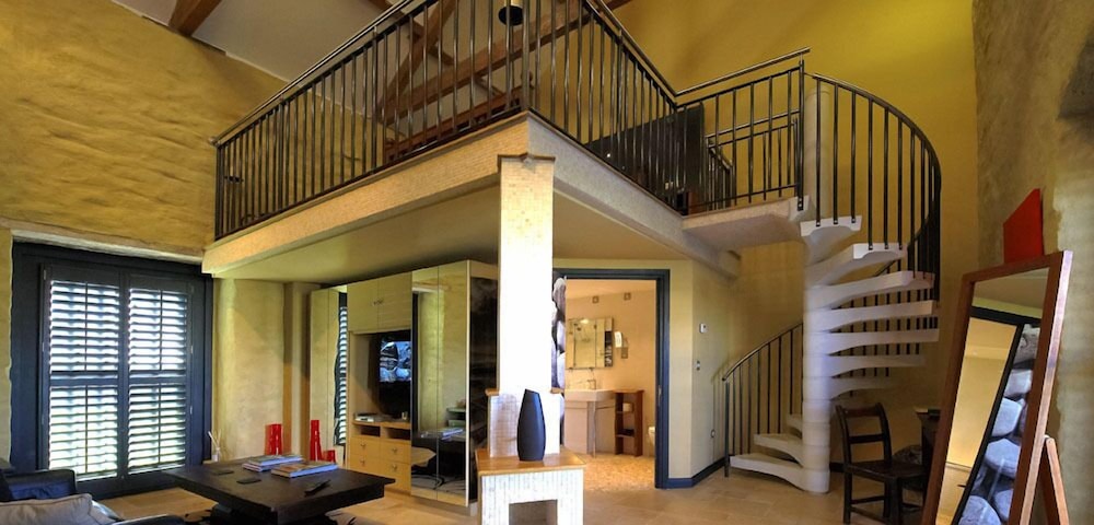 Superior Double Room, 1 King Bed, Courtyard View (Great Barn) photo 2