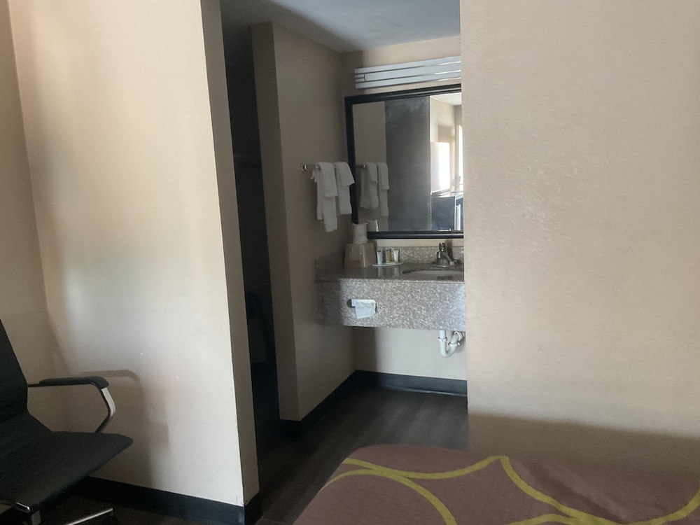 Double Room, 2 Double Beds, Smoking photo 2