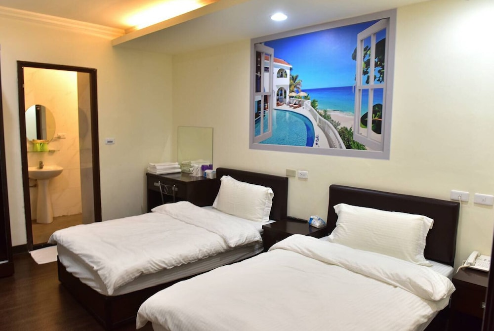 Economy Double Room photo 1