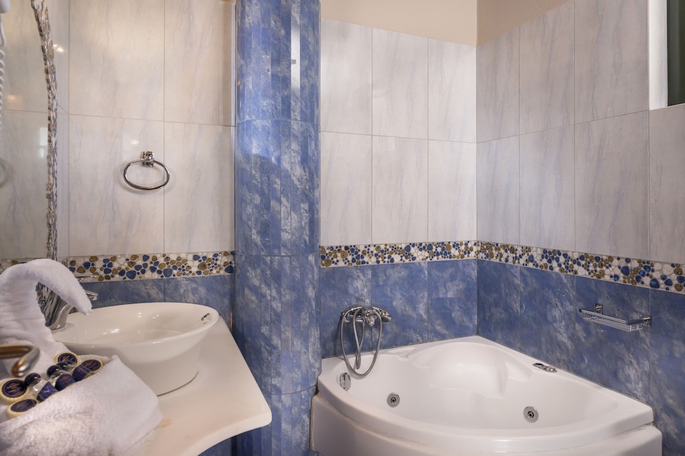 Villa, 2 Bedrooms, Private Pool, Sea View (Kissos) photo 2