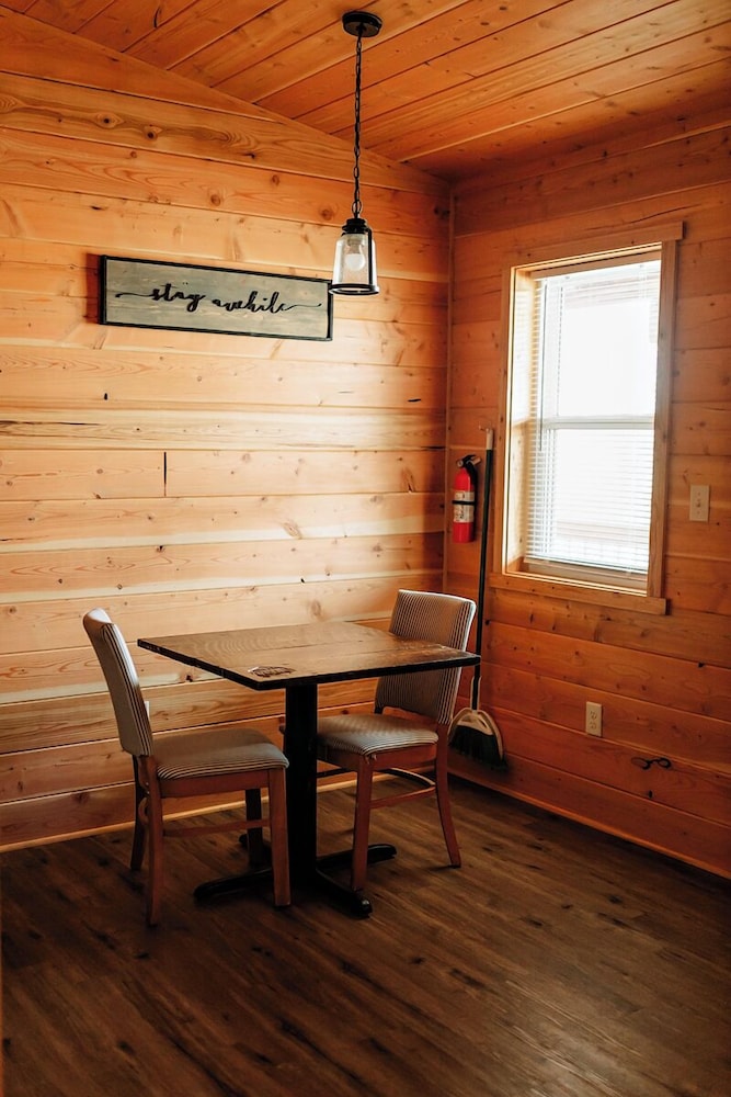 Deluxe Cabin photo 3