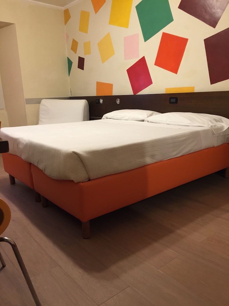 Quadruple Room - Photo 2