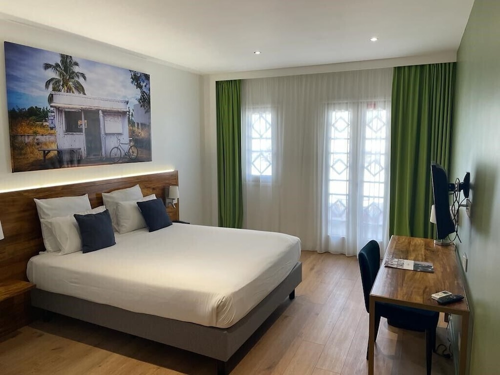 Superior Room, 1 Double Bed, Ocean View - Photo 1