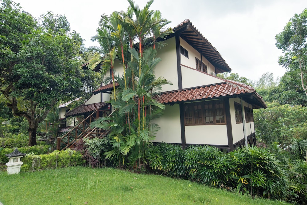Villa, 3 Bedrooms, Resort View photo 2