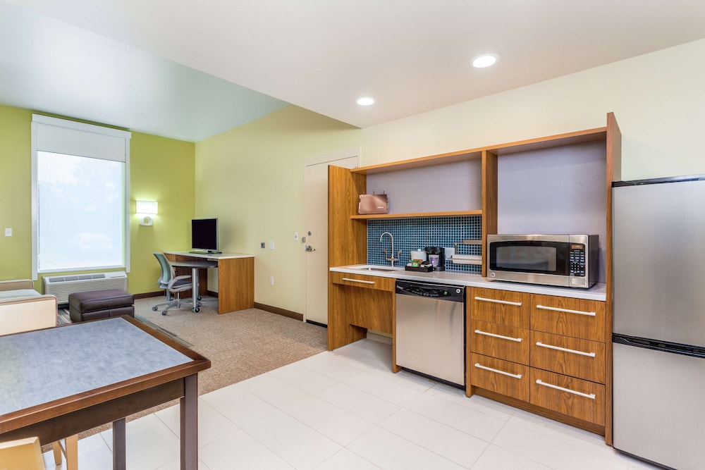 Queen One Bedroom Suite Hearing Accessible photo 2