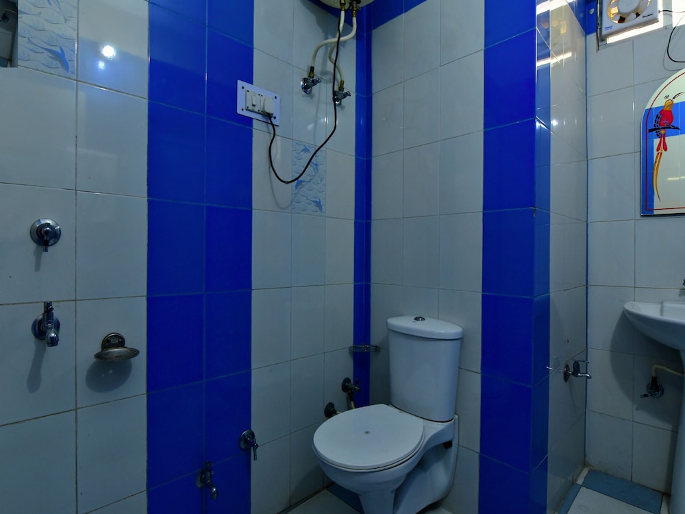 Deluxe Double Or Twin Room, 1 King Bed photo 2
