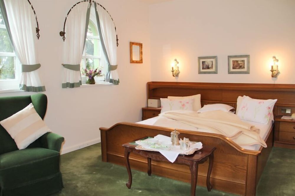 Standard Room photo 3