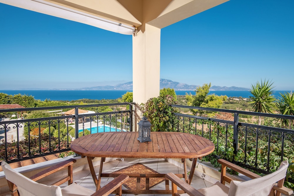 Deluxe Studio, Sea View