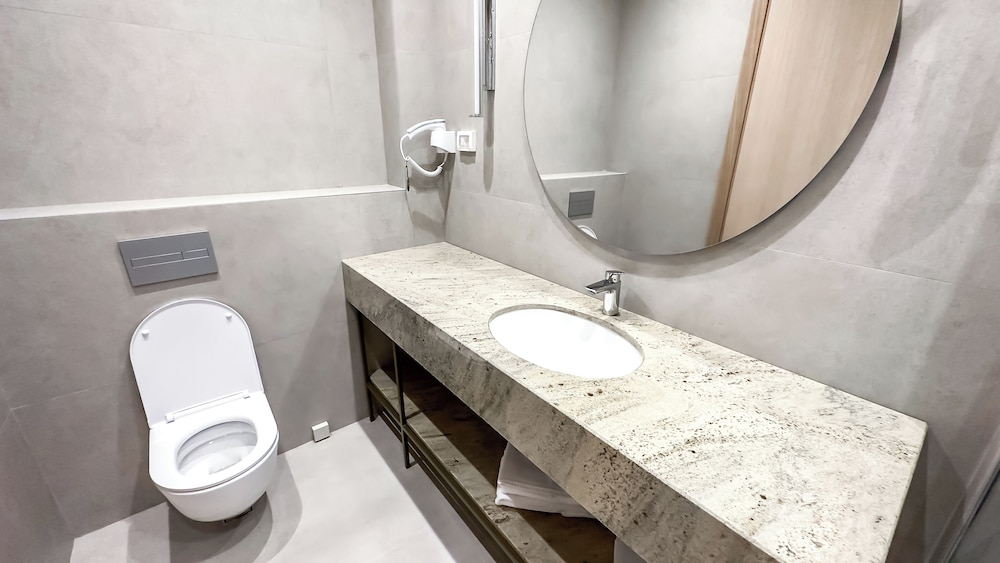 Standard Double or Twin Room - Photo 3