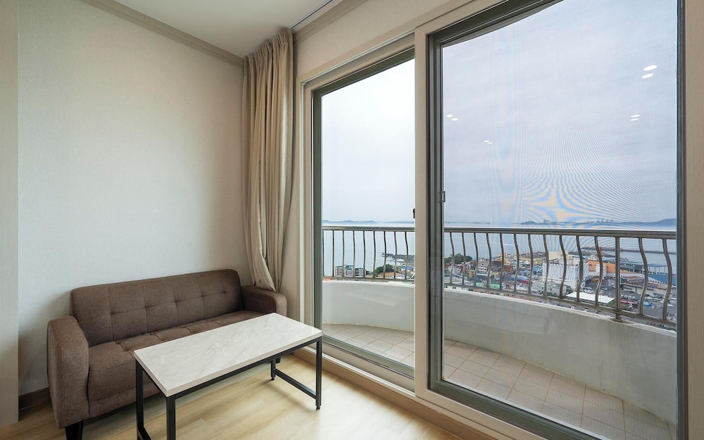 Room (Twin bed Daecheon Port view) photo 3