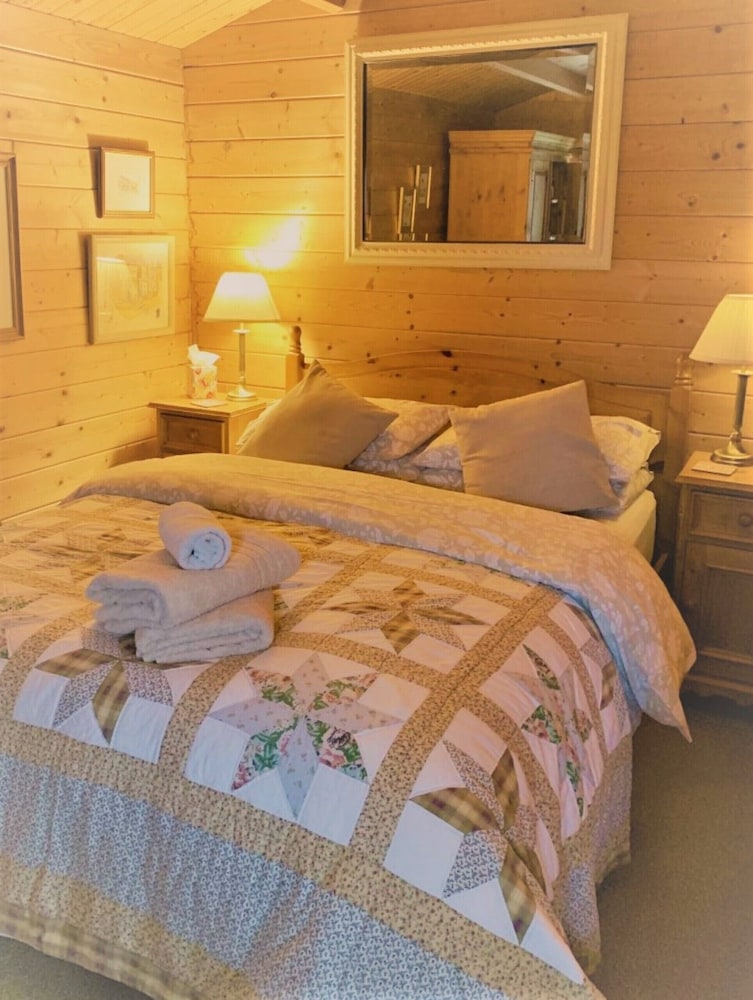 Standard Chalet, Ensuite - Photo 1